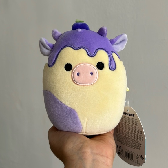 Benito the Blueberry Cheesecake Cow 5” HTF Squishmallow - Picture 1 of 3